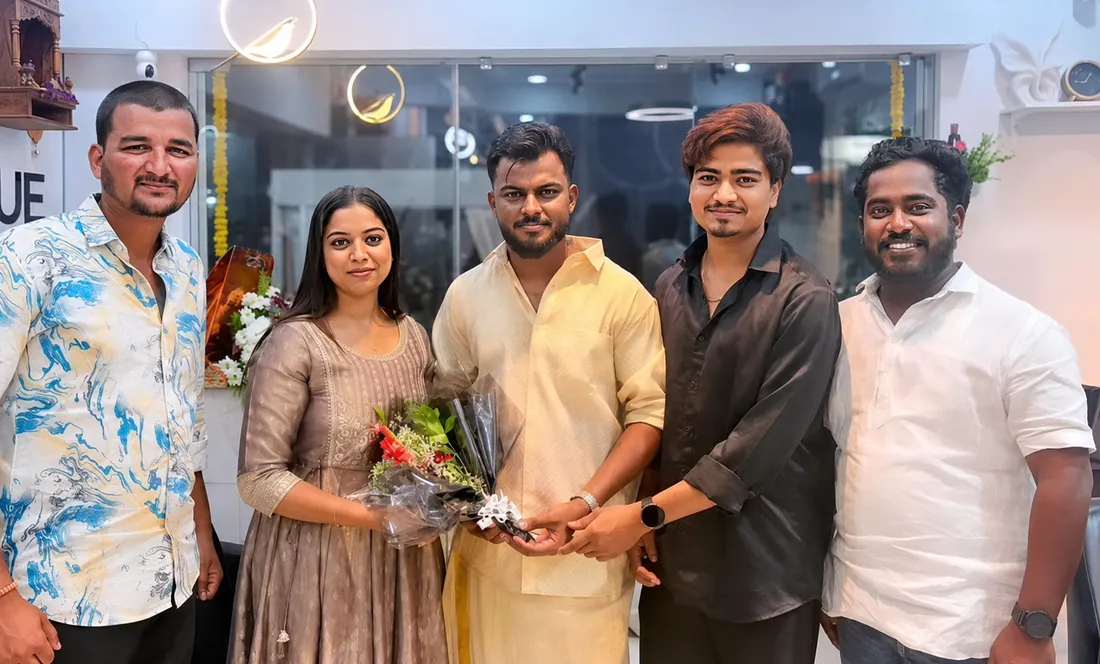 VUE Salon team